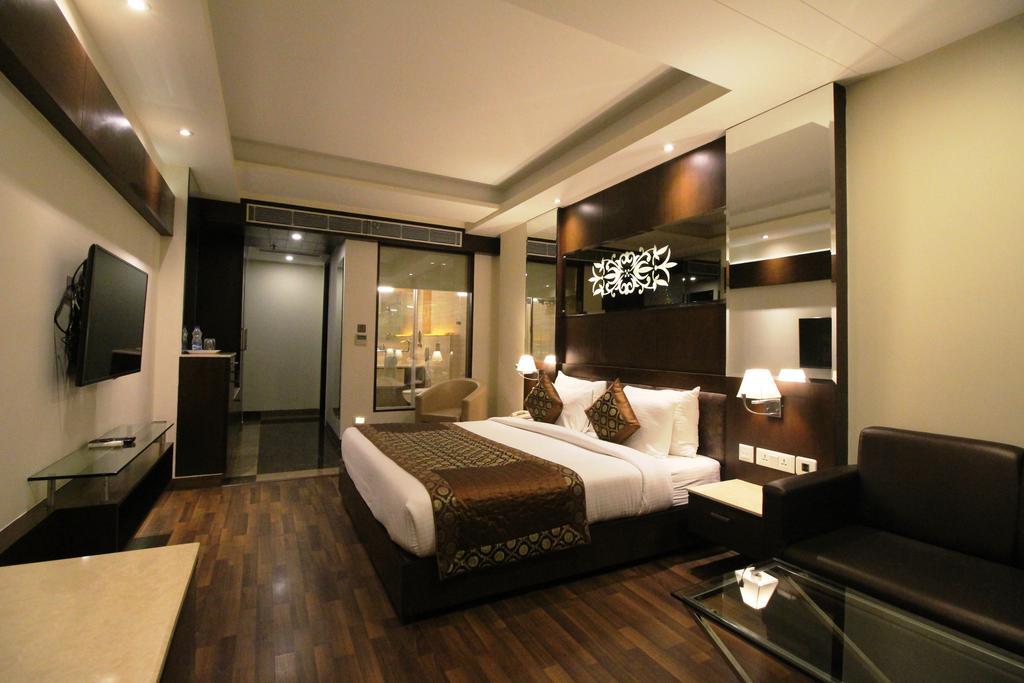 Hotel Golden Grand Delhi  Exterior foto